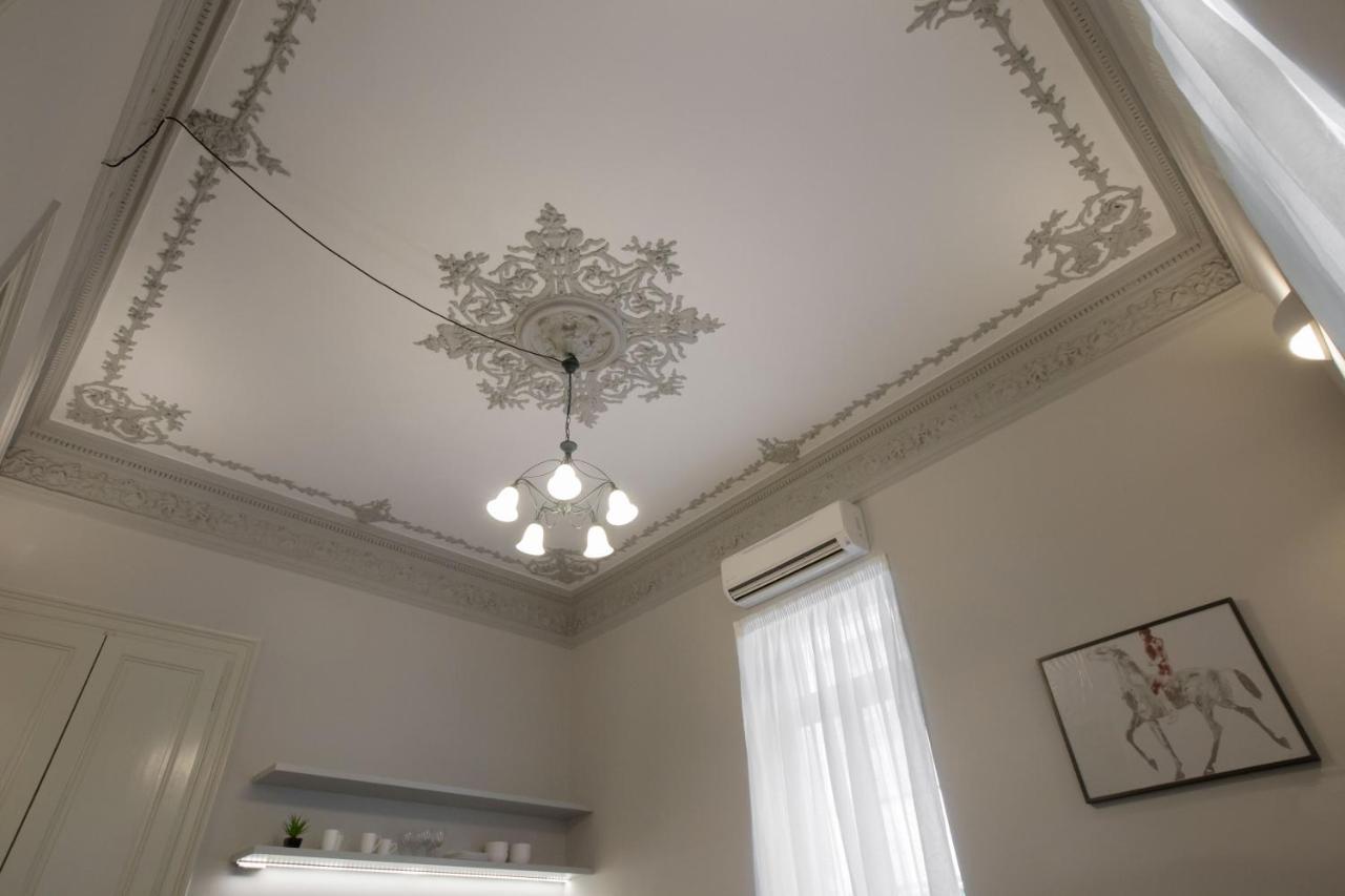 Sophisticated Apartment In Syntagma By Ghh 아테네 외부 사진