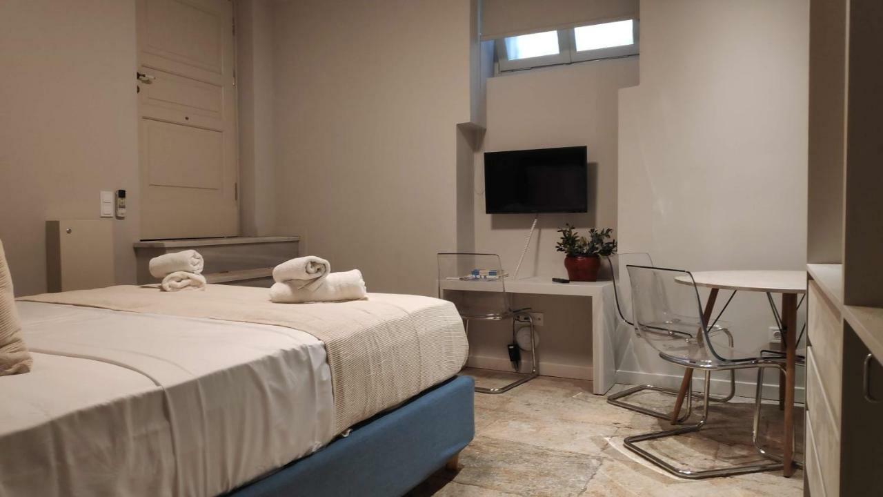 Sophisticated Apartment In Syntagma By Ghh 아테네 외부 사진